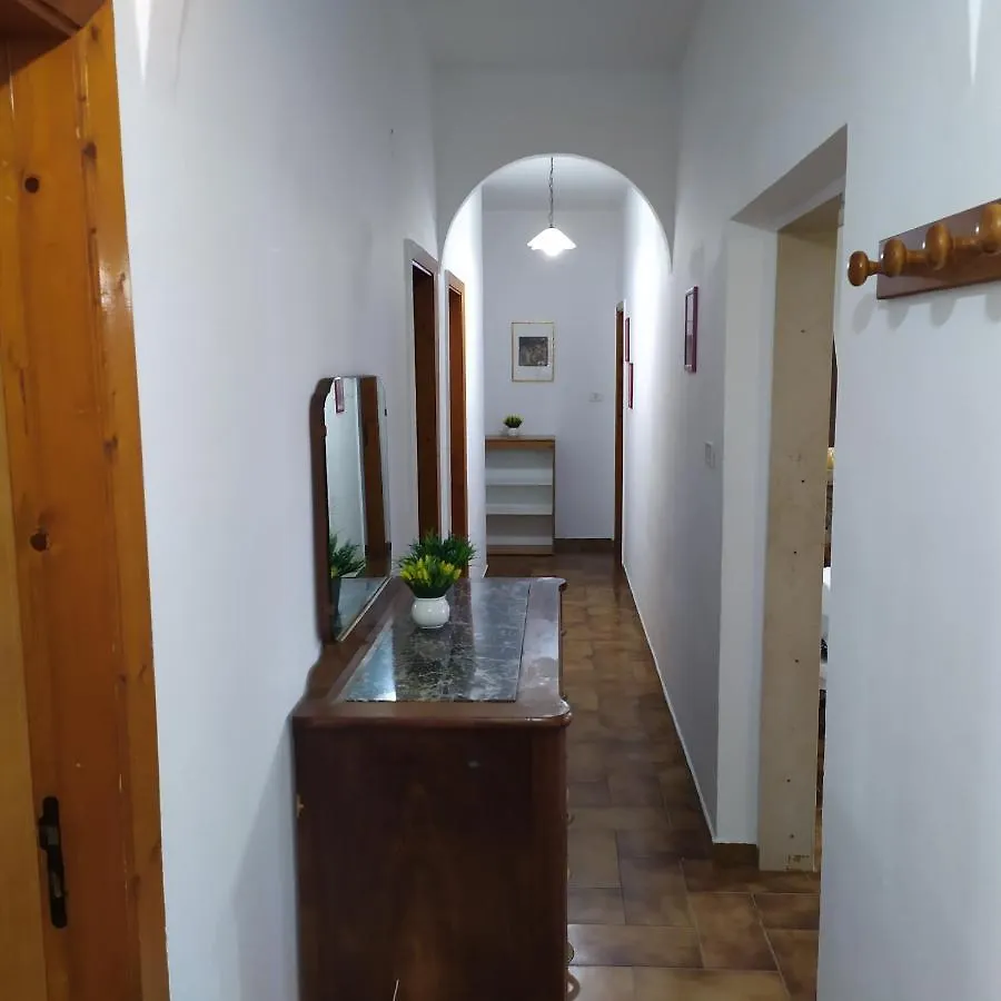 Dea Holiday House And Events 0*, Giovinazzo